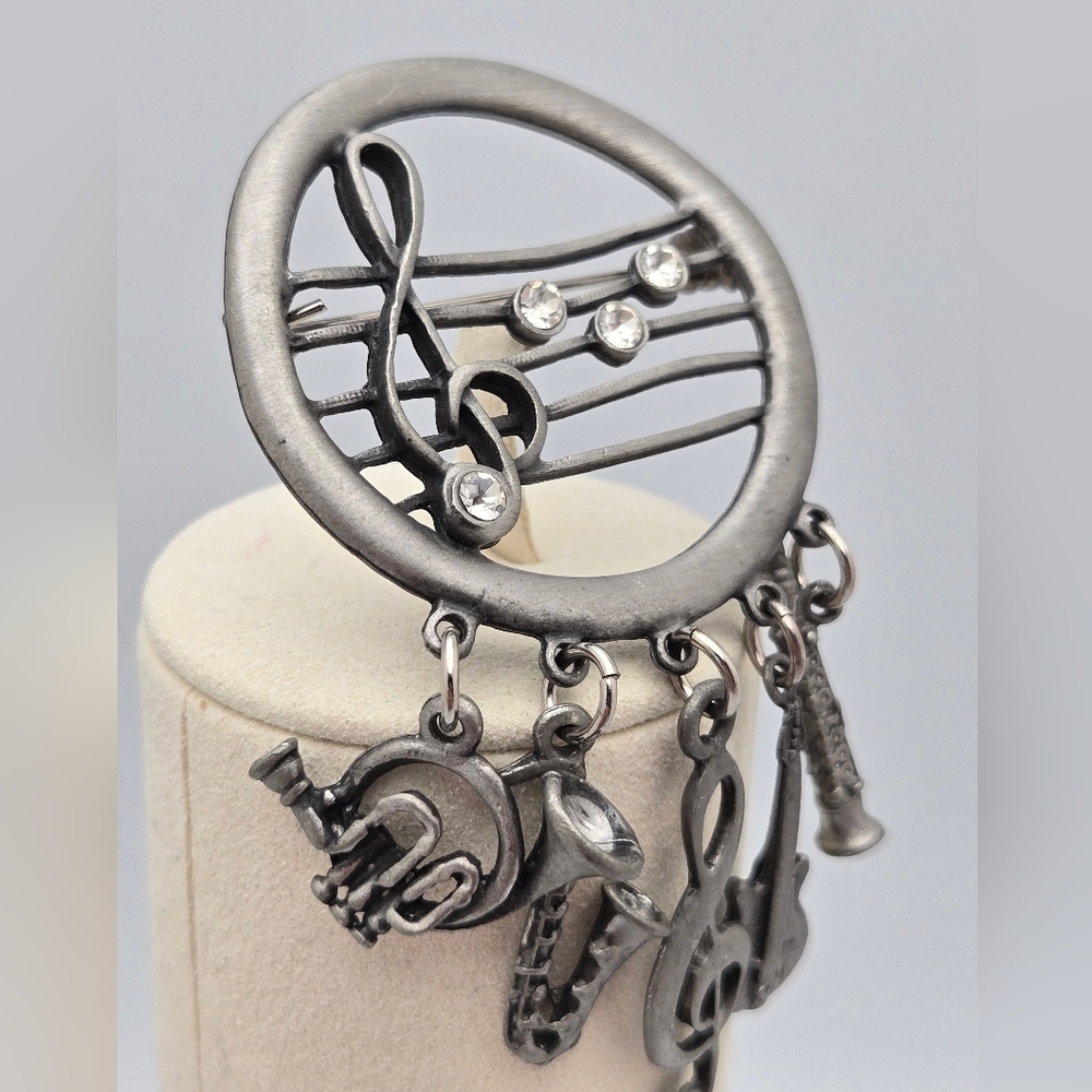 Pewter Musical Brooch Dangling Instruments Notes Figural Pin - Picture 3 of 8